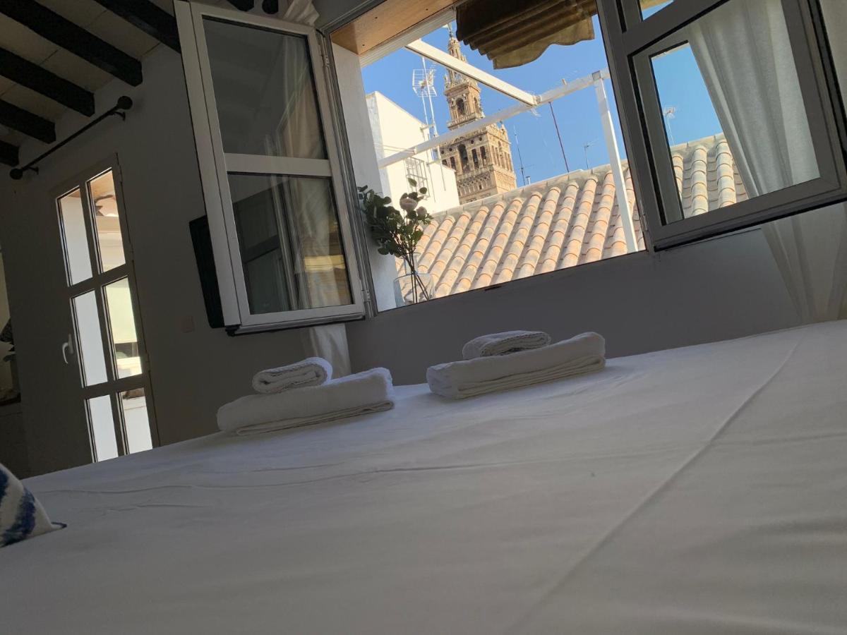 Apartmán Stunning Attic With Private Terrace And Parking Optional Sevilla Exteriér fotografie